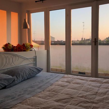 Charming 1-Bed Apartment In Milano Exteriér fotografie